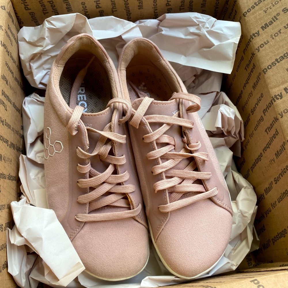 COPY - Just ordered and got my size wrong. Lightly worn & truly great condition.
